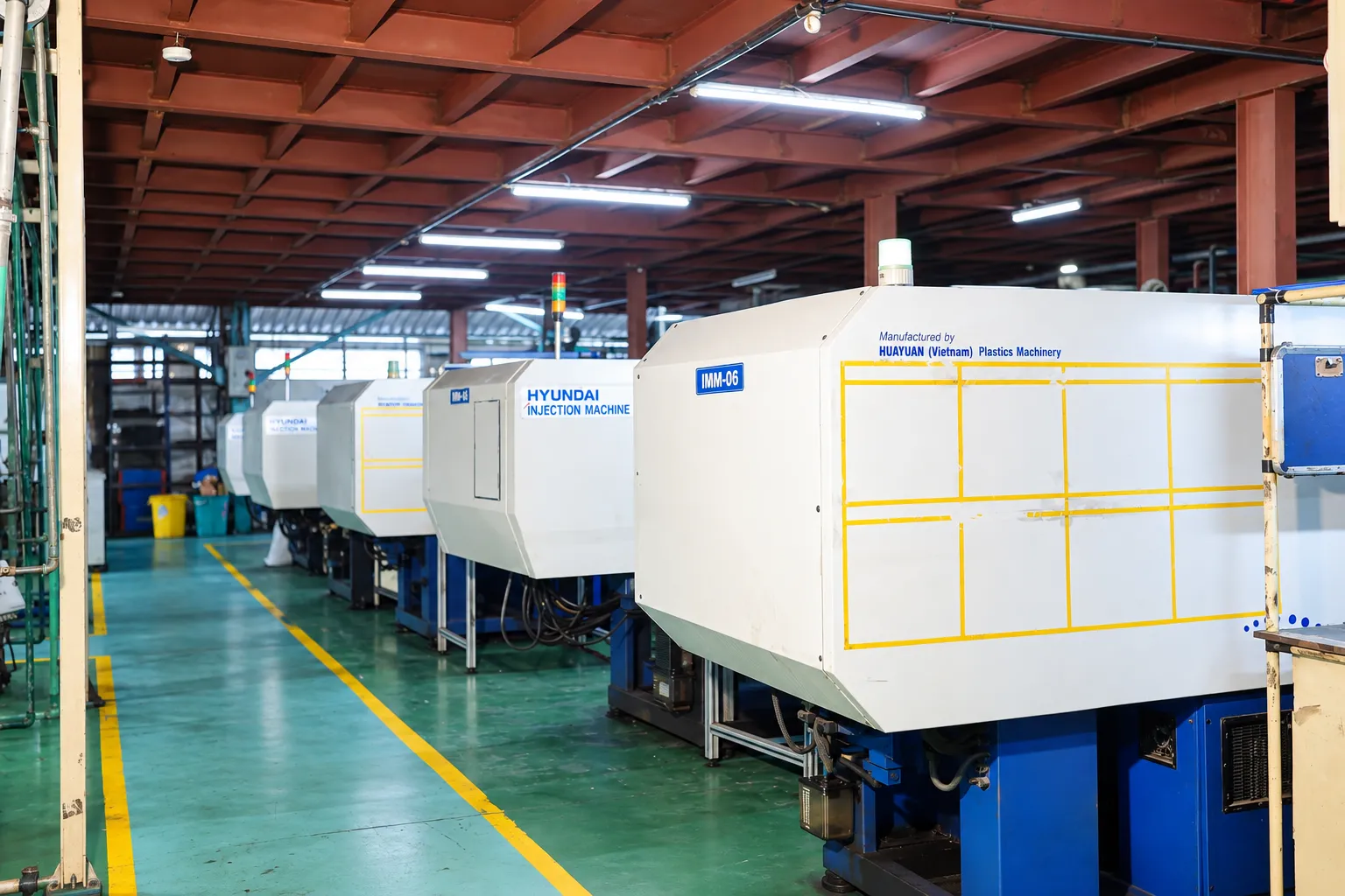 Injection moulding machines on the production floor
